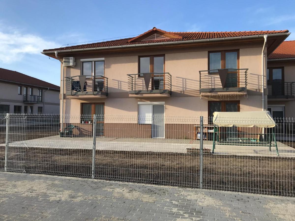 Relax Apartman Veresegyház Exterior foto