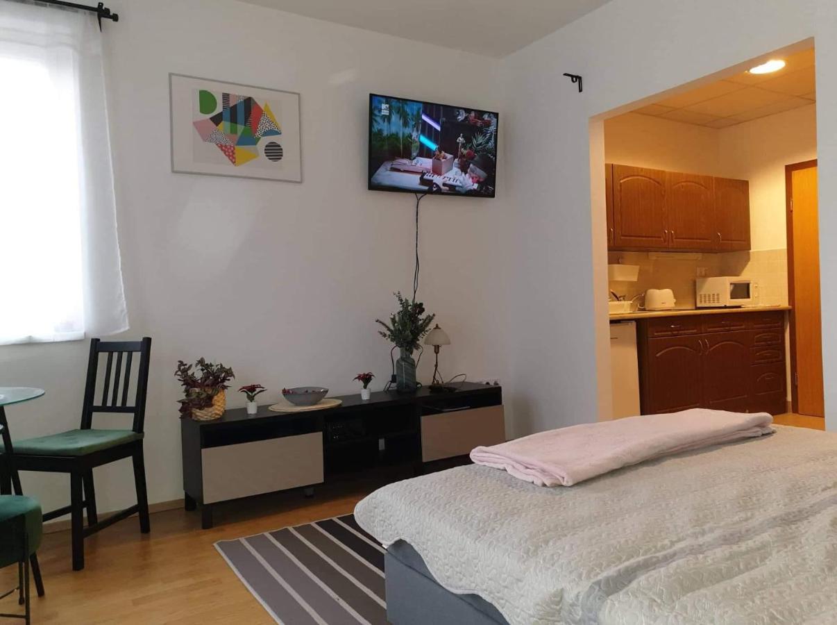 Relax Apartman Veresegyház Exterior foto